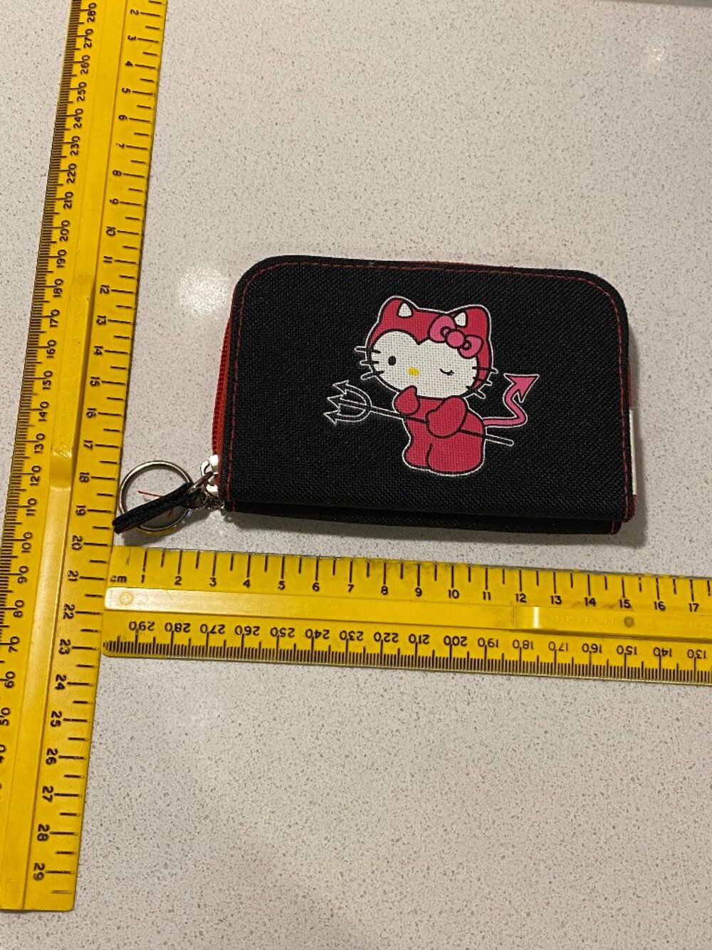 vintage y2k hello kitty devil cute kawaii zip around wallet preowned